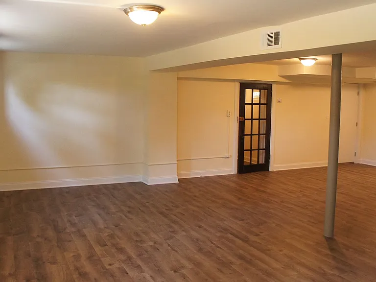 2516 N. Kedzie LP — Photo 8