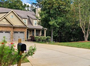 36 Laurel Way, White, GA 30184