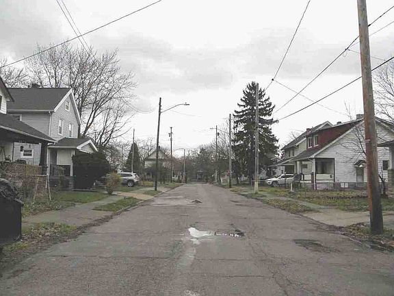 5th image of 11313 Cotes Ave