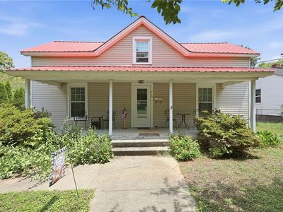 410 W Lee St, Mebane, NC, 27302