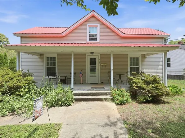 410 W Lee St, Mebane, NC 27302
