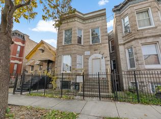 3031 W Flournoy St, Chicago, IL