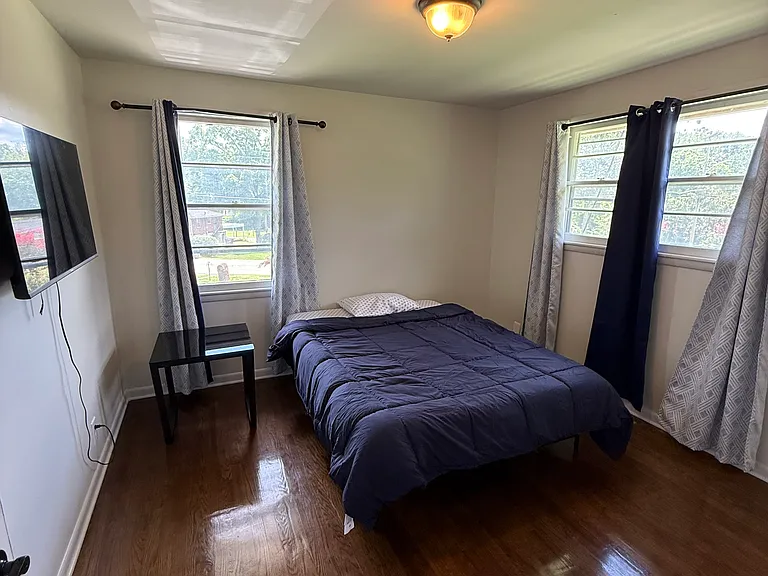 3300 Courtney Ct — Photo 6