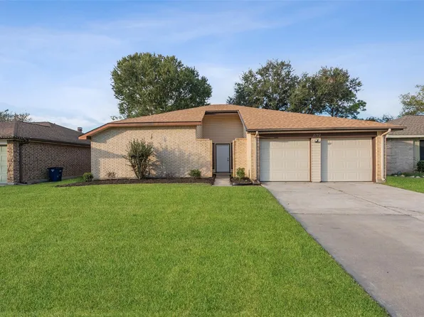 2792 Forest Point Dr, League City, TX 77573