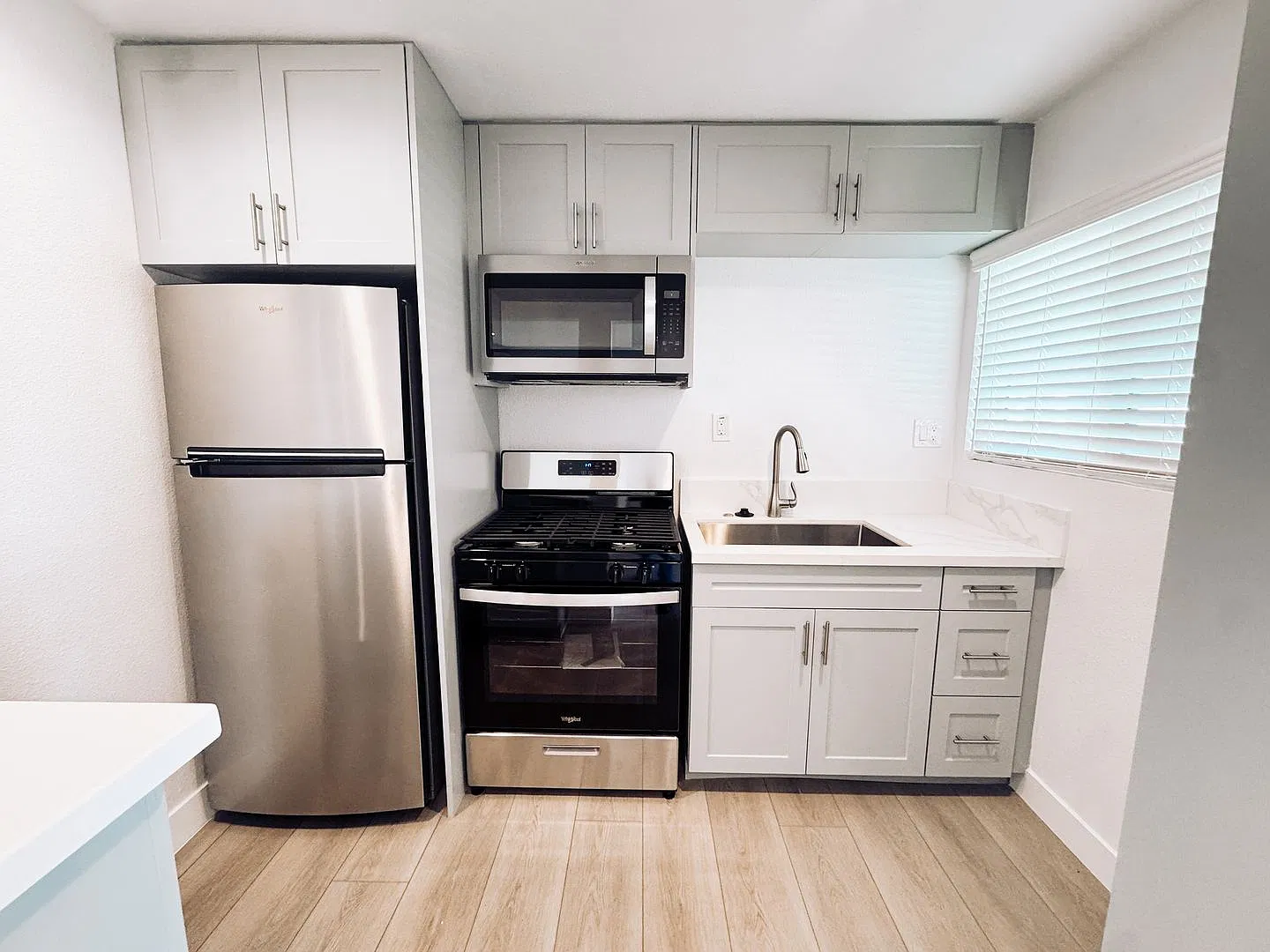 Harbor Blvd Apts. — Photo 4