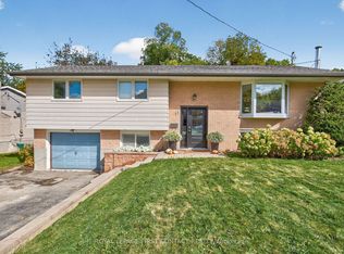 11 Maclaren Ave, Barrie, ON L4N3Y1