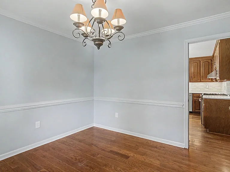 128 Stone Lake Ct — Photo 4