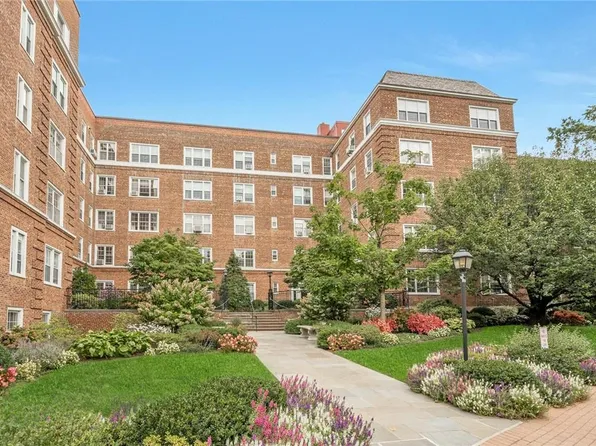 8 Midland Gardens #1H, Bronxville, NY 10708