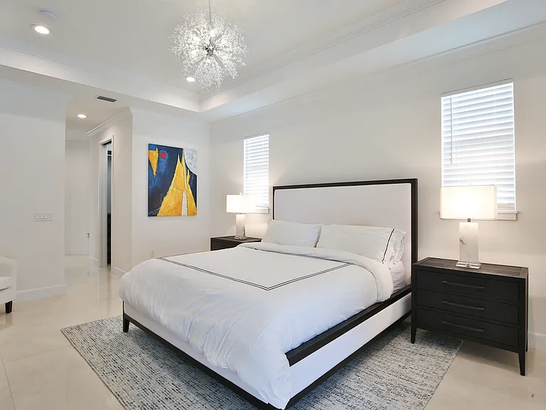1115 Mallorca Dr — Photo 15