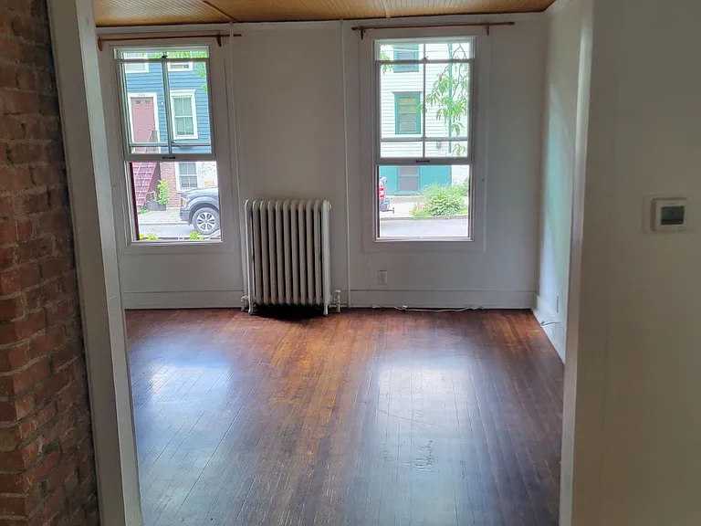 361 Hamilton St — Photo 19