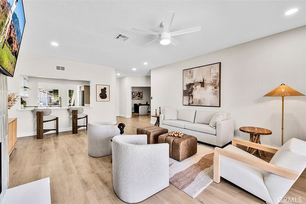 191 Desert Falls Cir