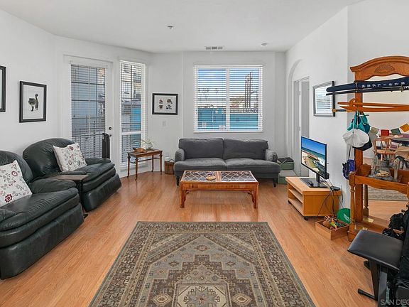 3rd image of 3950 Ohio St Unit 225