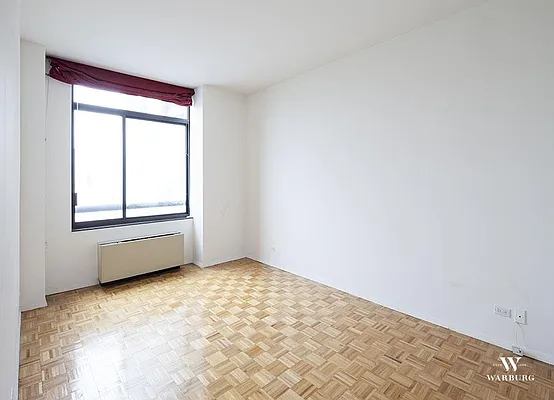 Rented by Warburg | media 17