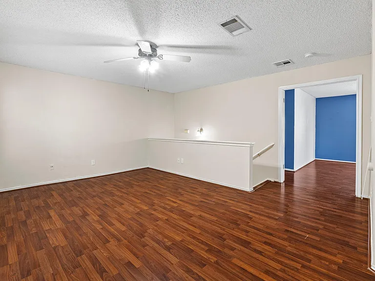 1704 Matagorda Dr — Photo 20