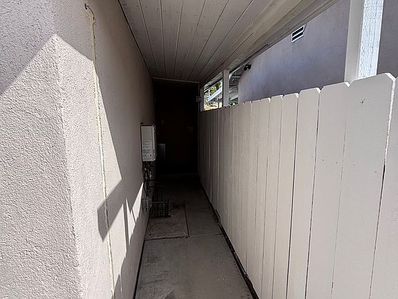 5th image of 1425 Buena St #A