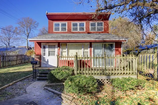 1206 W Columbia Ave photo 1