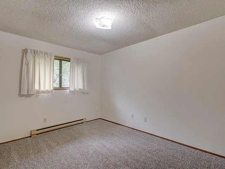830-858 Washougal River Rd — Photo 16