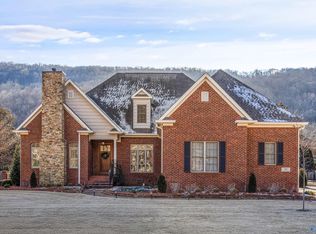 311 Broad Armstrong Dr, Brownsboro, AL 35741