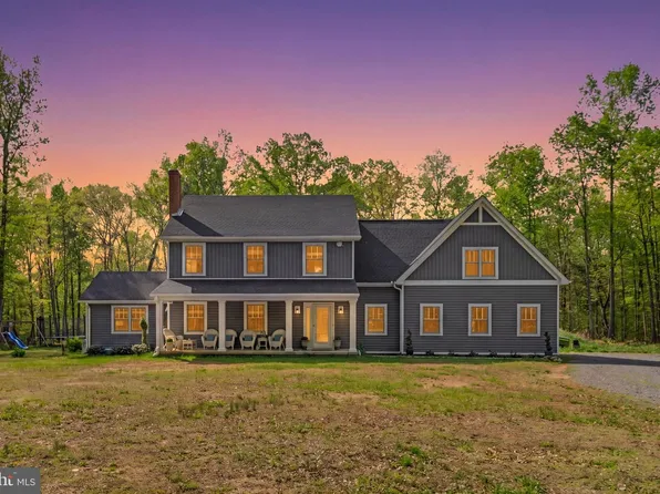 9396 Donnybrook Dr, Midland, VA 22728