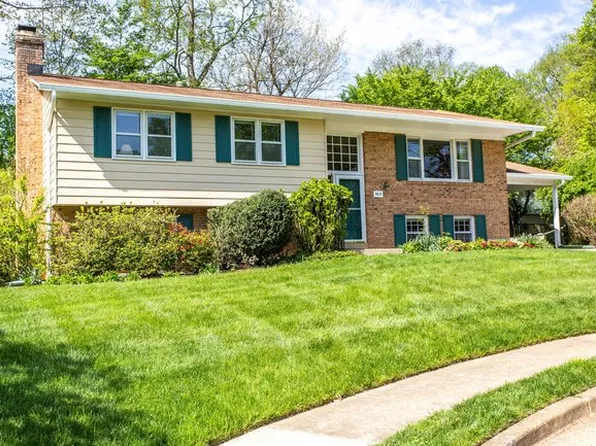 903 Carole Ct SE, Vienna, VA 22180
