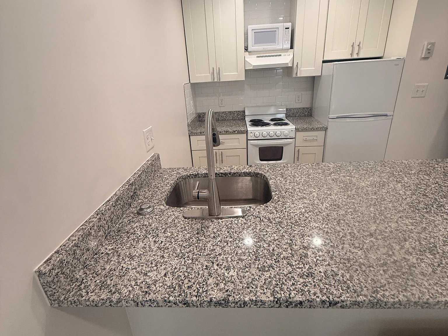 Studio, $1,750 — Photo 2
