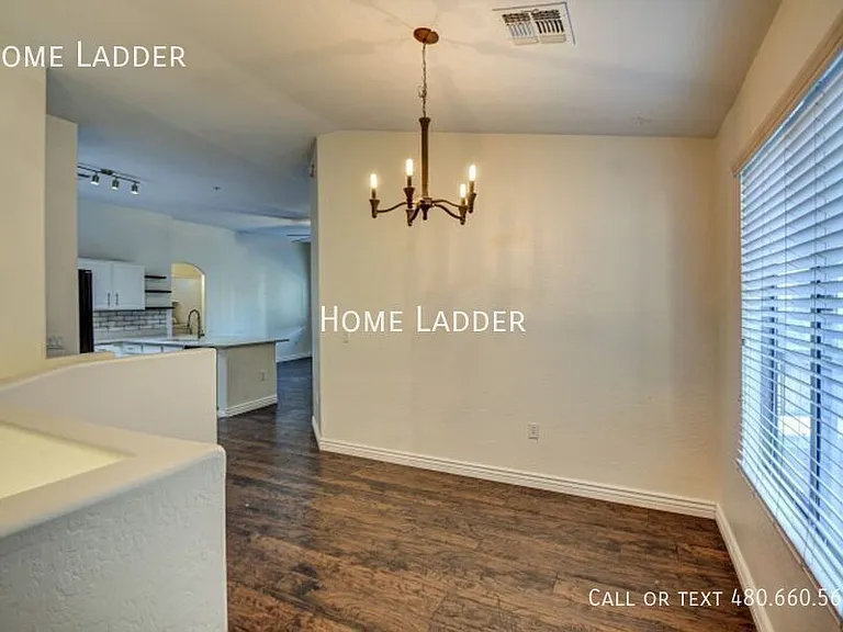 2250 E Deer Valley Rd #26 — Photo 11