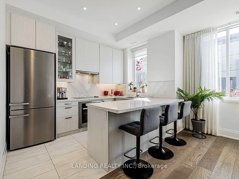 17 Greenbriar Rd #1 — Photo 8