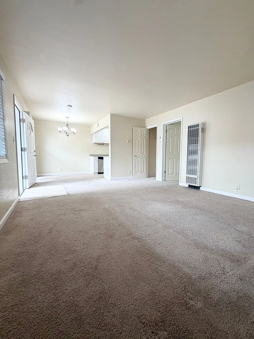 2964 Neet Ave. (Neet 2) — Photo 4