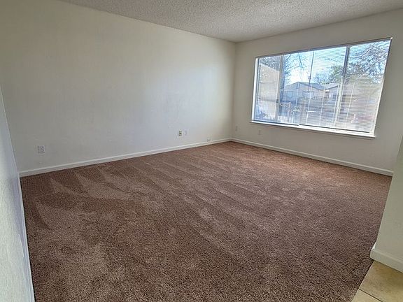 2nd image of 6 Saint Marie Cir