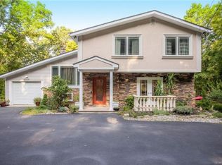 55 Dug Rd, Chester, NY 10918