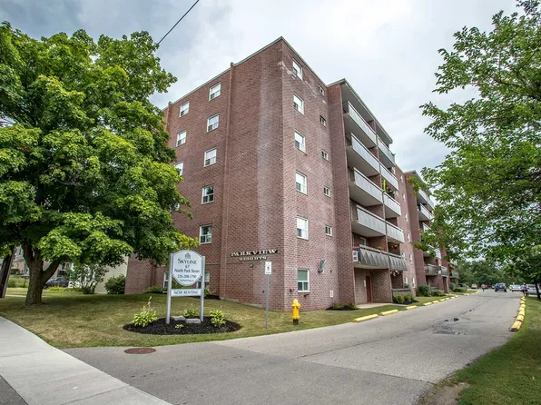 67 N Park St, Brantford, ON N3R 6N9