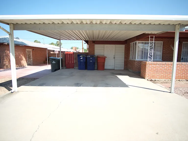4917 E Timrod St — Photo 25