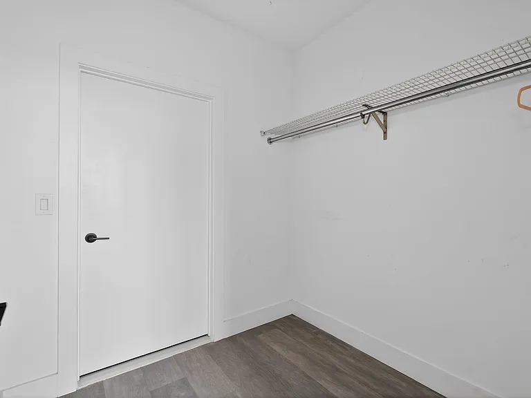 43-45 W 32nd St #502 — Photo 15