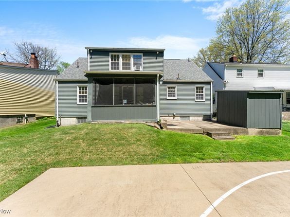 133 Homestead Dr, Youngstown, OH 44512
