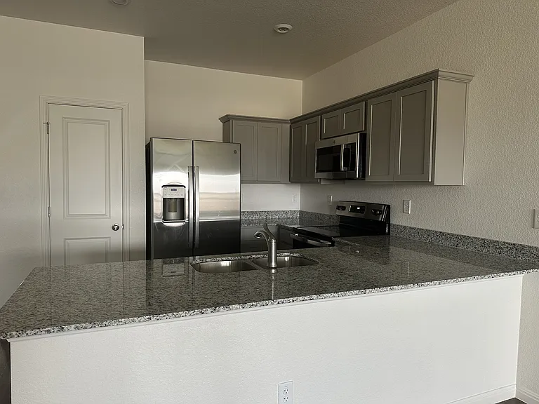 5903 Betty Lou Dr #B — Photo 2
