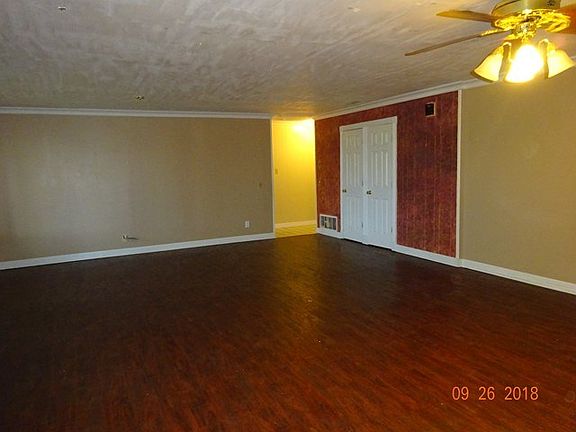 5th image of 2101 NW Avenue D