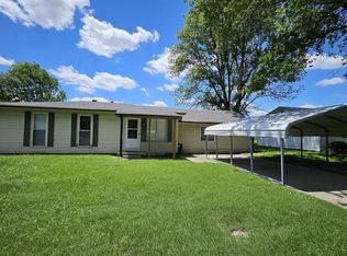 3 Comanche Dr, Mc Clure, IL 62957