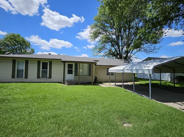 3 Comanche Dr, Mc Clure, IL 62957