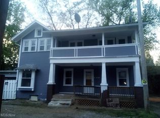 860 Chalker St, Akron, OH 44310