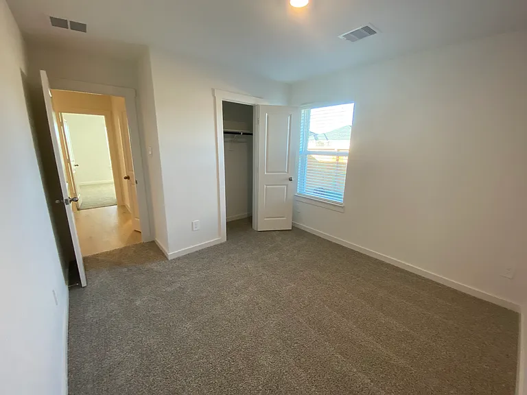 Guest bedroom 2