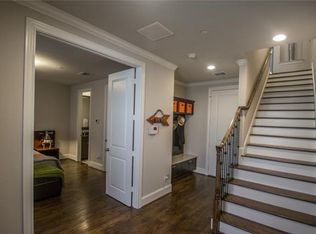2133 Minehampton Ln, Dallas, TX 75201
