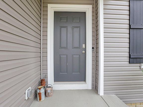 5th image of 129 Kennedy Park Dr