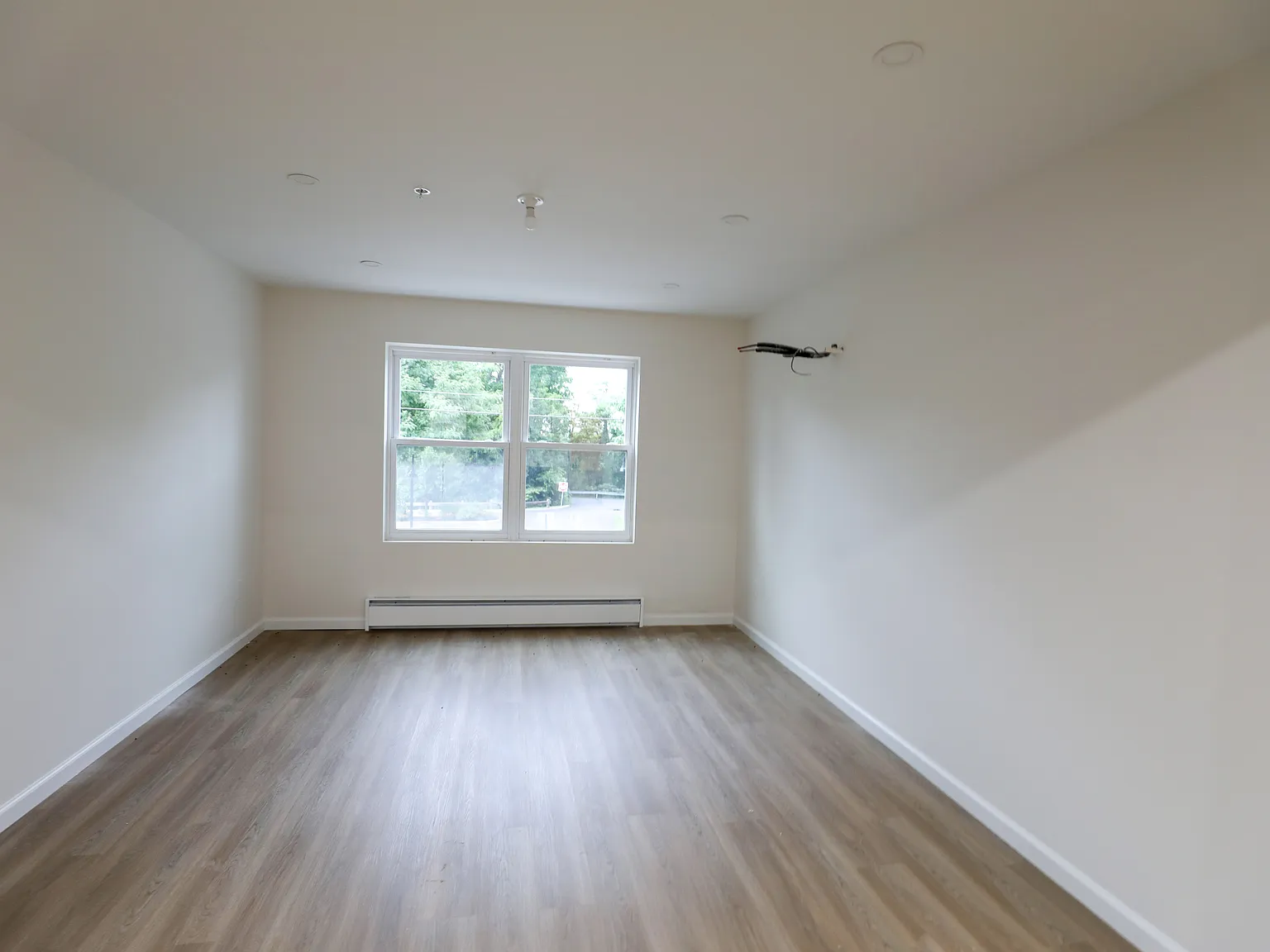 1 bed, 700 sqft, $1,650 — Photo 2