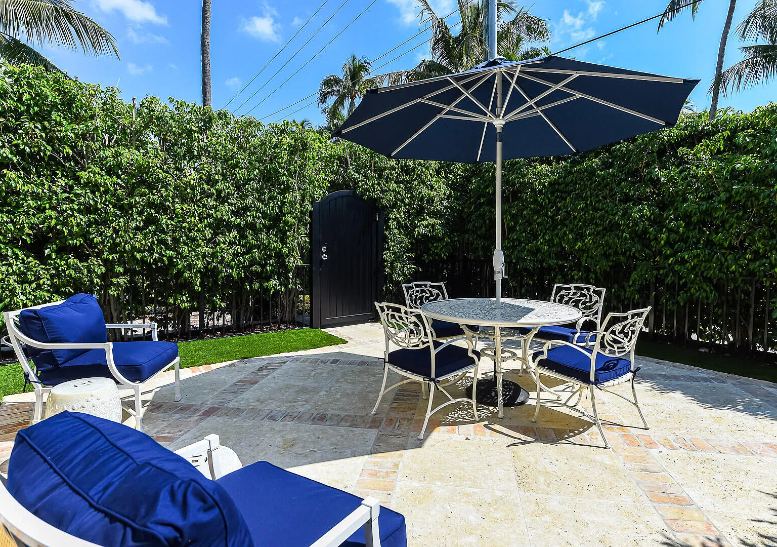 2 bed, 2.5 bath, 1178 sqft, $18,000 — Photo 4