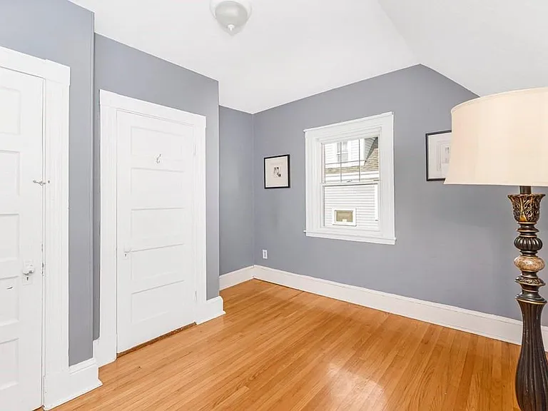 11 Webster St — Photo 15