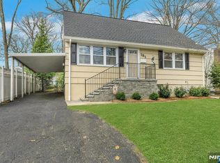 181 Arthur St, Hillsdale, NJ 07642