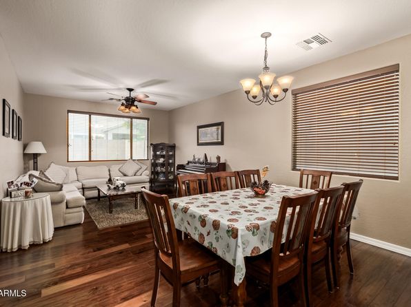 Massive 2,758 SF Modern Home | Prime Long-Term Investment photo 12