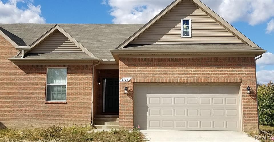 2nd image of 2739 Bluewater St