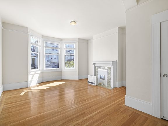2nd image of 4236 25th St #7