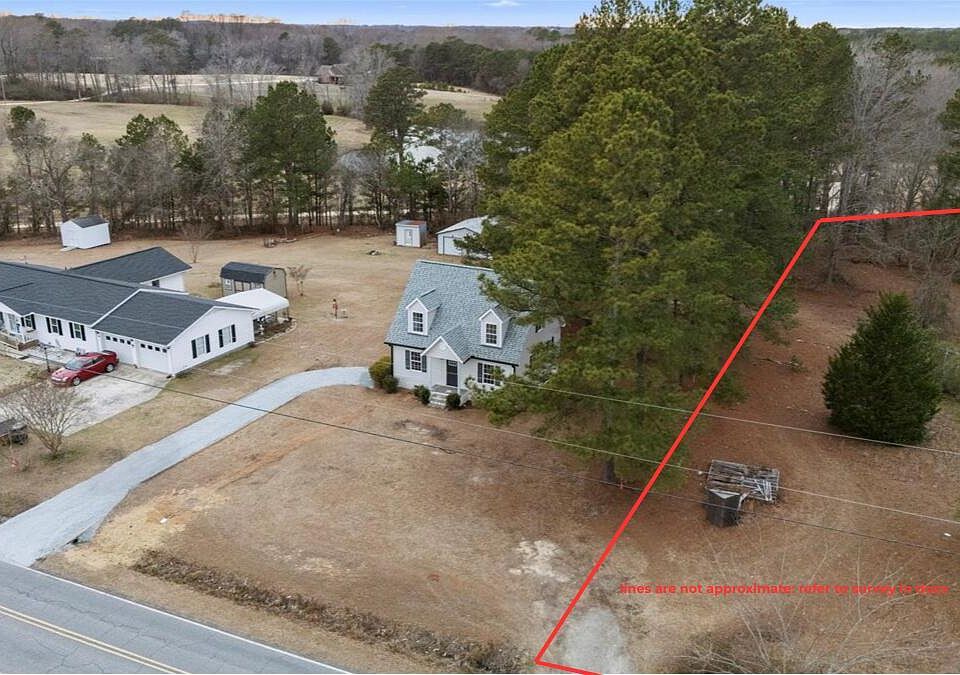 2nd image of 1126 Aquilla Rd